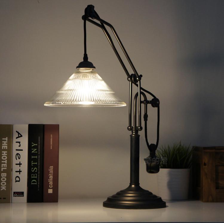 Pulley Table Light With Glass Lamp Shade